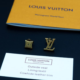 Louis Vuitton LV lettre en laiton floral boucles d'oreilles détresses-3575