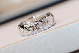 Chanel diamant motif bague-3597