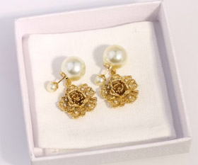 Dior grandes et petites boucles d'oreilles en perle de piône-3771