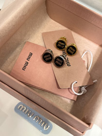 MIUMIU noir émail lettre métal bouton rond boucles d'oreilles-3893