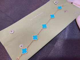 Van Cleef & Arpels bracelet turquoise à cinq fleurs-3910