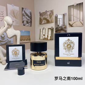 Tichina Terrence Sud de Rome Parfum-3494